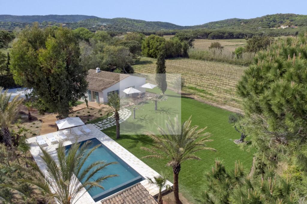 Main image of property: Provence-Alps-Cote d`Azur, Var, Ramatuelle