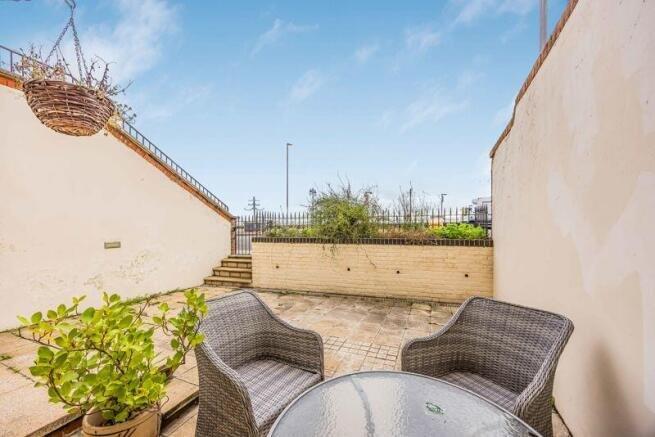 Main image of property: St. Helens Parade, Southsea, Hampshire, PO4