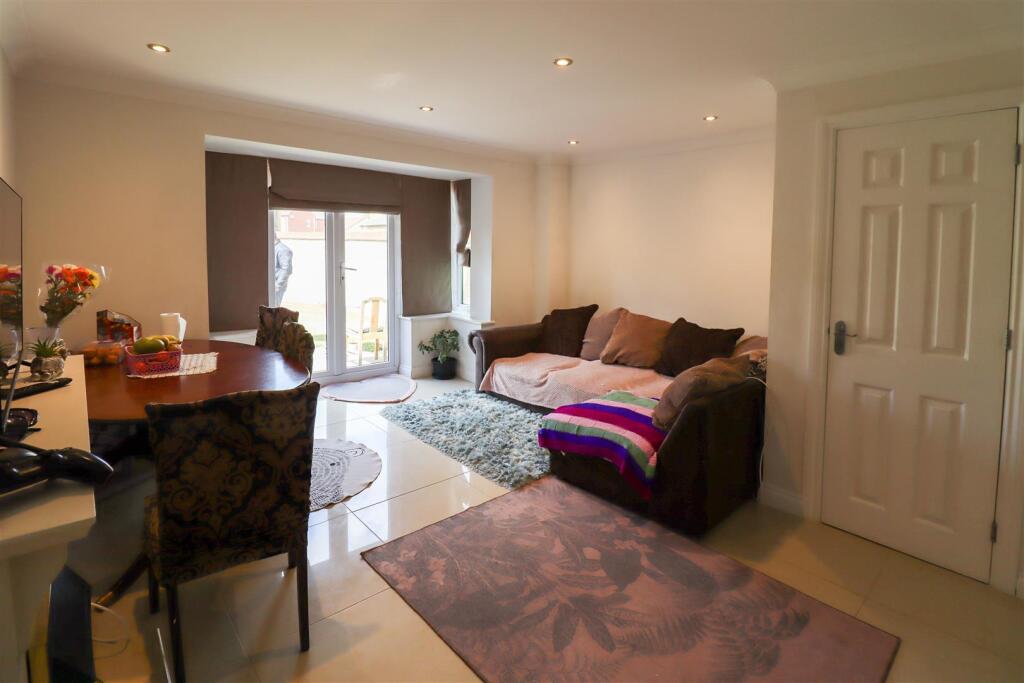 House in East Cambridgeshire, Ely - View 4