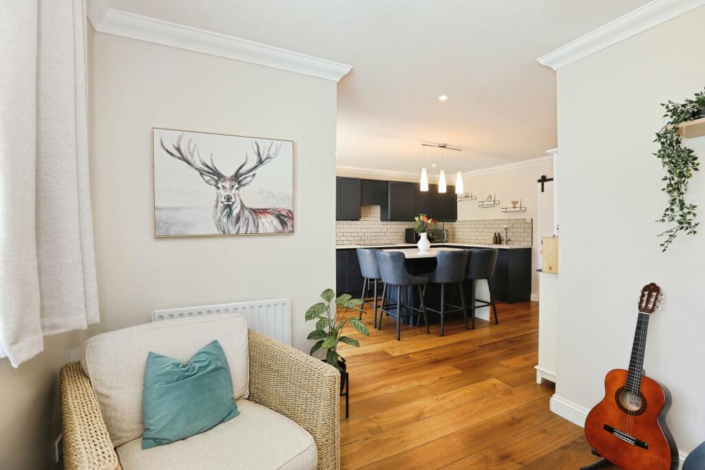 House in Redhill - More