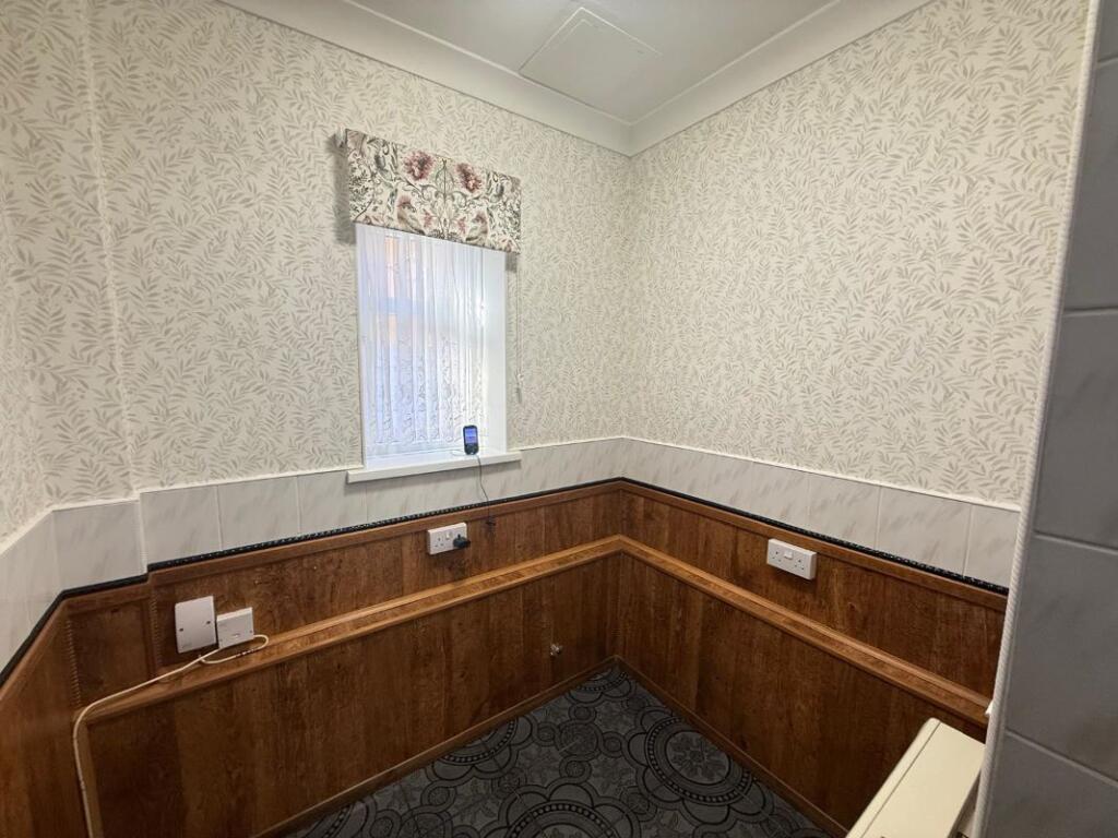 Additional image 4 of 379 City Road, Oldbury, B69 1QT