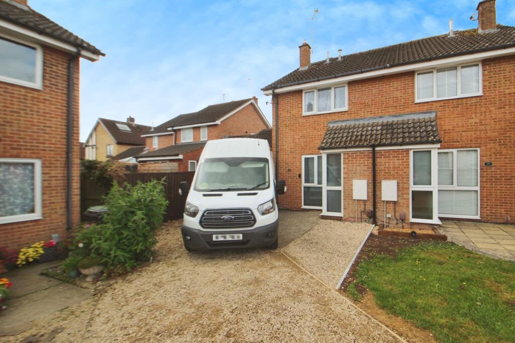 Mildmay Close, Grange Park, SN5