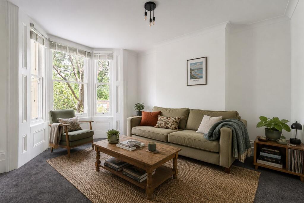 1-bed flat on Springfield Road, Brighton, £225,000
