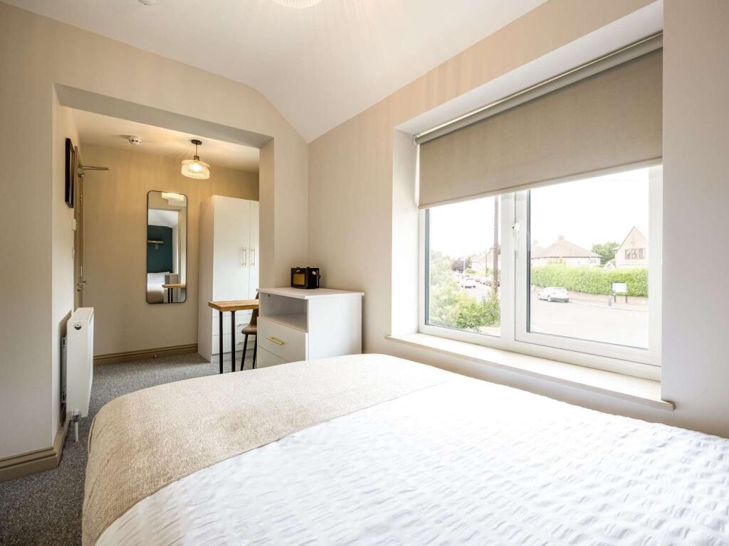 Laburnum Road - View 4