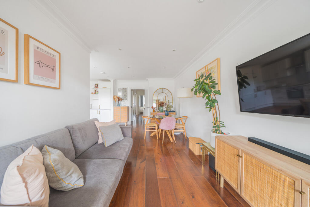 Apartment in London - View 4