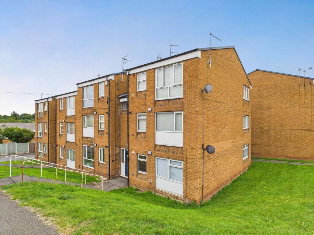 1-bed flat on Princess Close, Gedling, Nottingham, £100,000