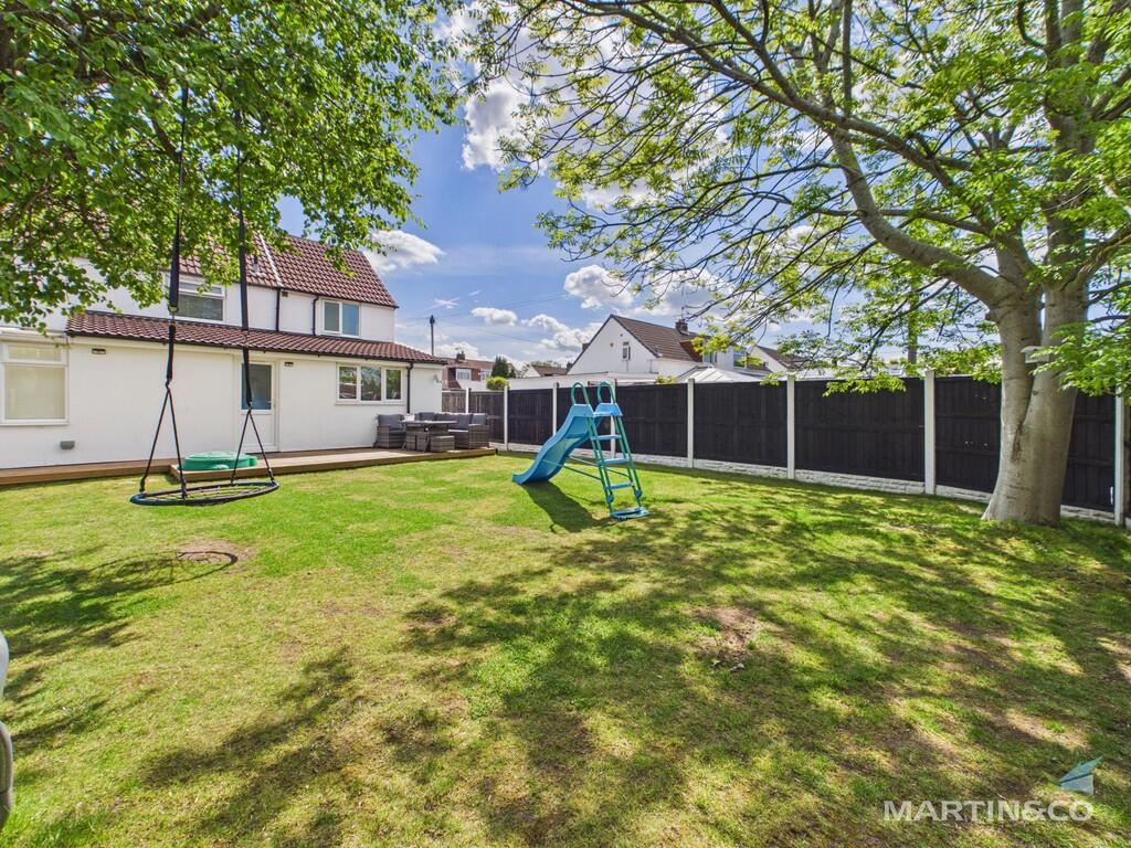 House in Upton, Overchurch Hill - View 4