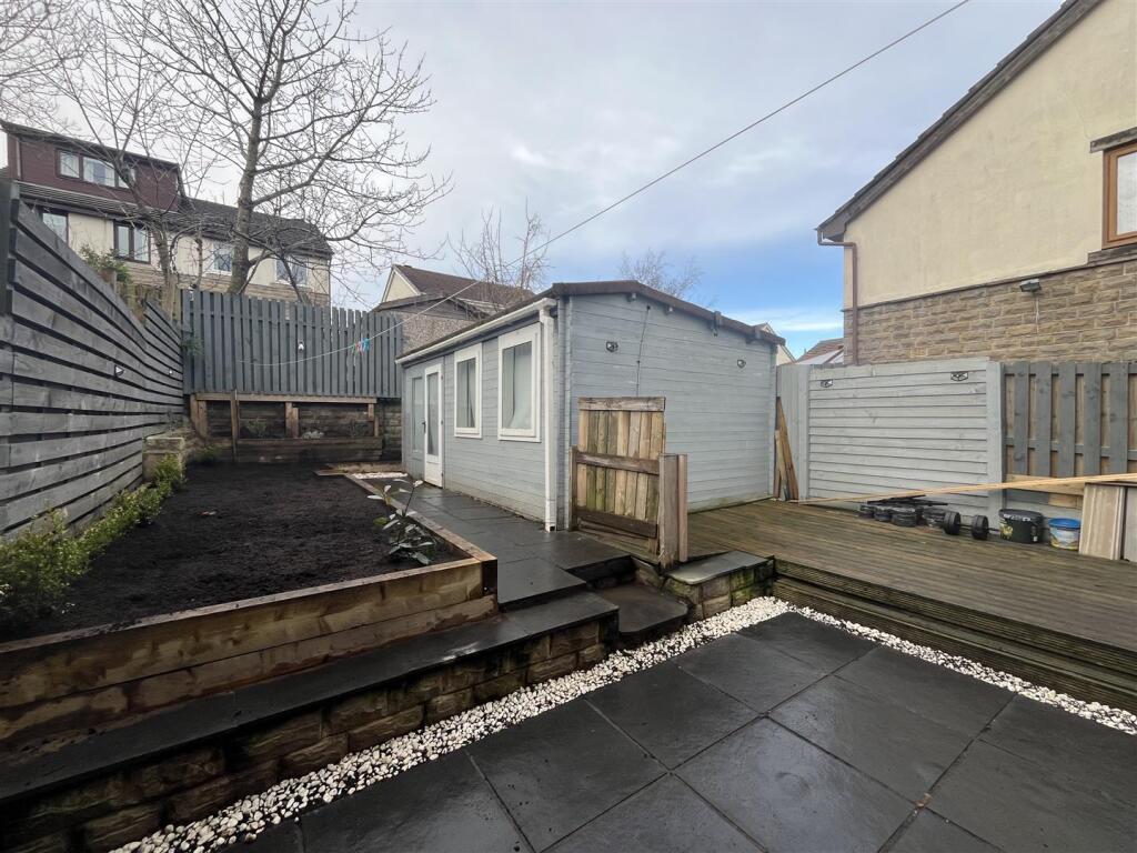 Additional image 14 of Sanderson Avenue, Bradford