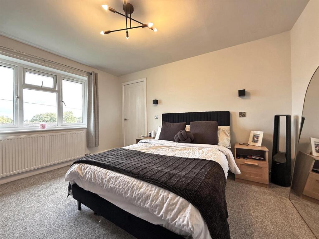 Apartment in Shrewsbury, Shropshire - More