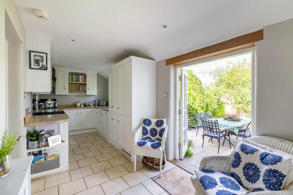 House in Swindon, Great Bedwyn - View 3
