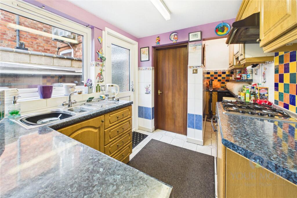 House in Kettering, Avondale - View 3