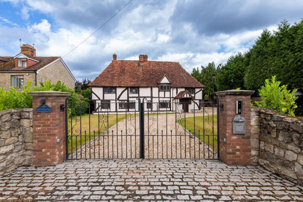 Main image of property: Swallows, Heath Road, Maidstone