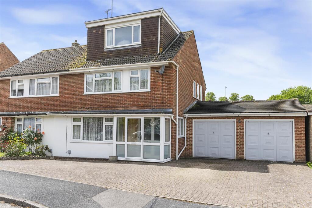 Main image of property: Lendon Road, Borough Green, Sevenoaks