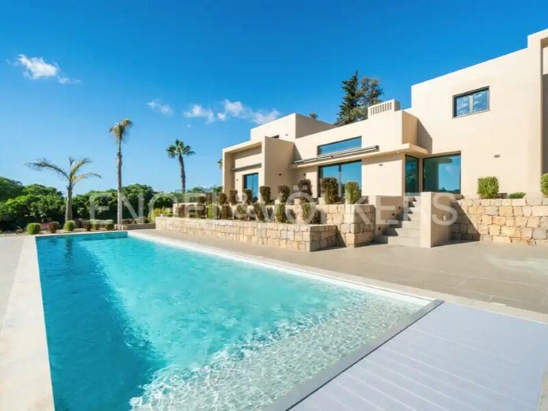 Main image of property: Algarve, Lagoa