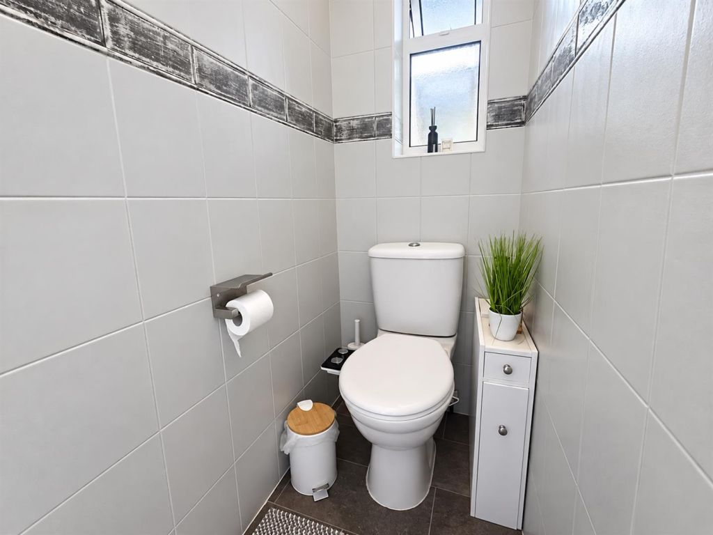 House in Peacehaven - View 3
