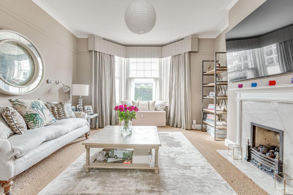Main image of property: Sutton Court, 
Fauconberg Road, W4