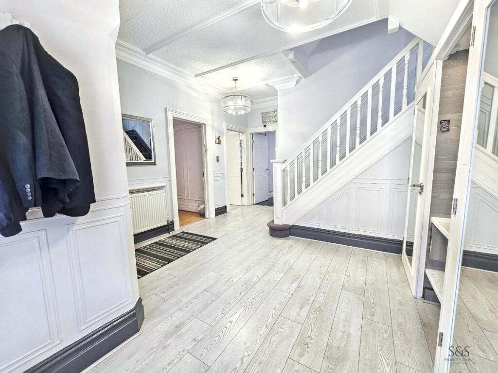 House in Salford, Greater Manchester - More