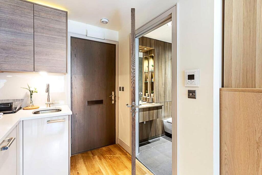 Studio flat for rent