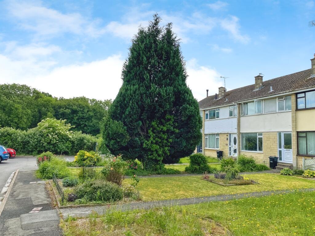 Main image of property: Ringswell Gardens, Bath