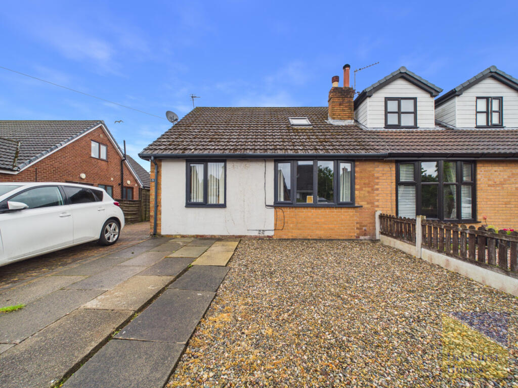 Main image of property: Roshaw, Grimsargh, PR2