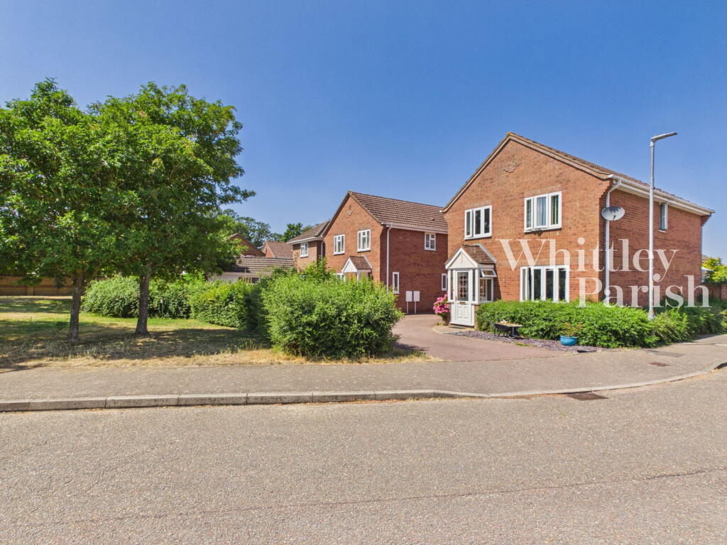 Main image of property: Appletree Lane, Roydon, Diss IP22 4FL