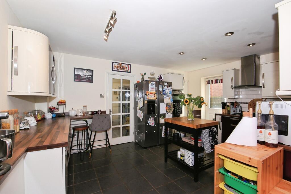 House in South Holland, Crowland - View 5