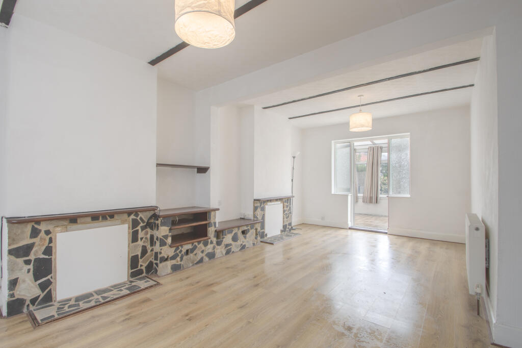 House in London, Crook Log, Welling - View 3