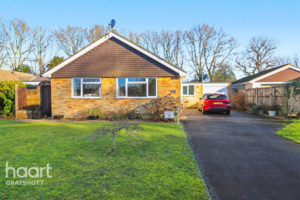 Main image of property: Horseshoe Bend, Hindhead
