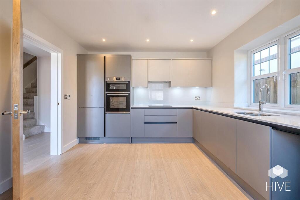 Plot 7 Fairway View Close, Linden Road, West Parley, Ferndown photo 5