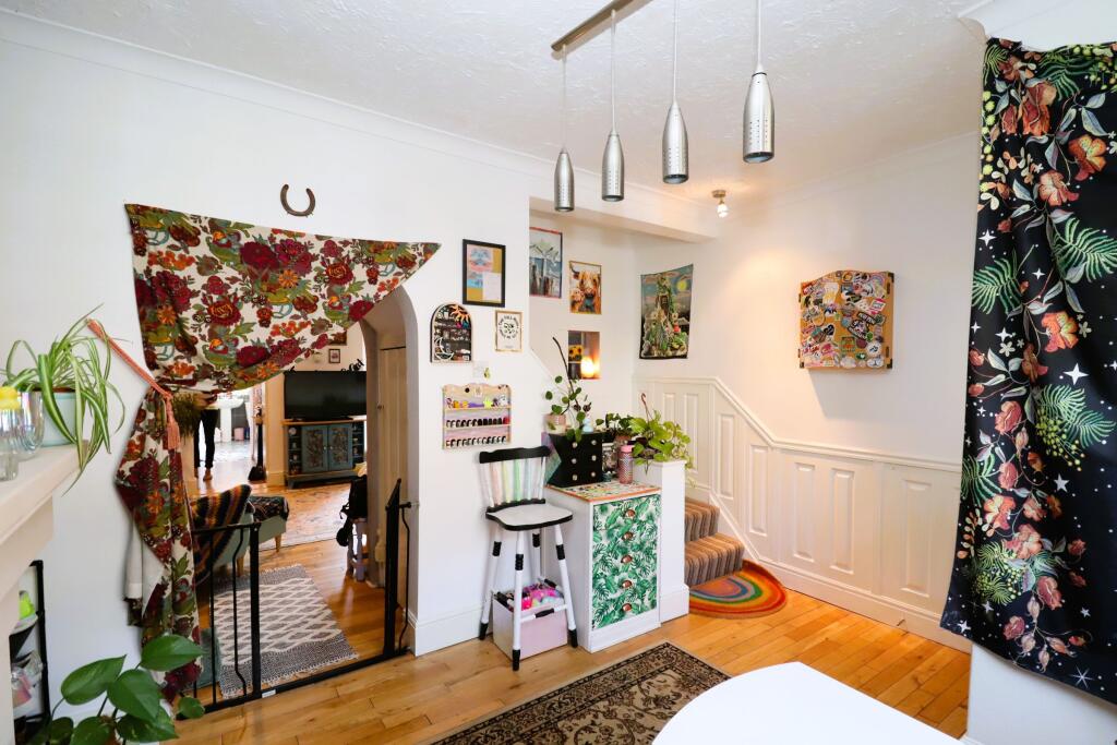 House in Warrington, Fairfield, Howley - More