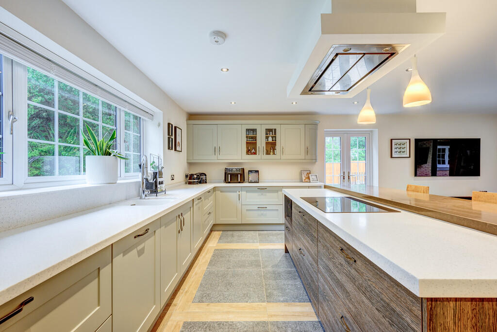House in Newcastle-under-Lyme, Loggerheads - More