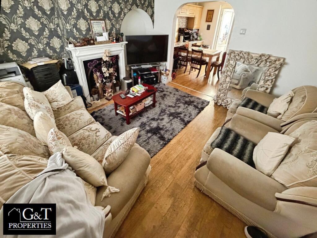 House in Sandwell, Moat Farm - View 2