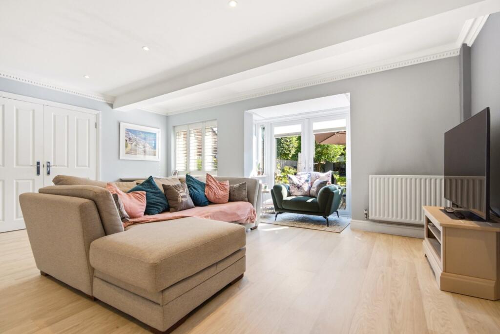 House in St Albans - View 2