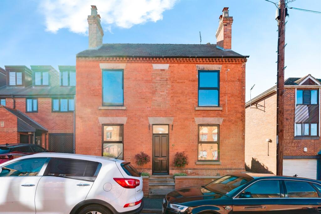 Main image of property: Chesterfield Street, Carlton, Nottingham