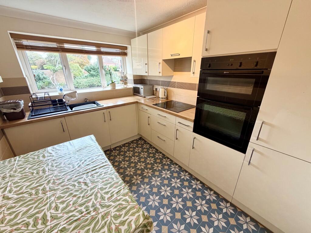 Apartment in Bournemouth - View 2