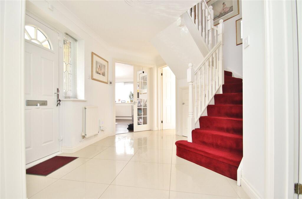 Albion Way, Verwood, Dorset, BH31 photo 3