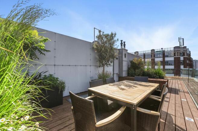 shoreditch high street terrace 3.JPG