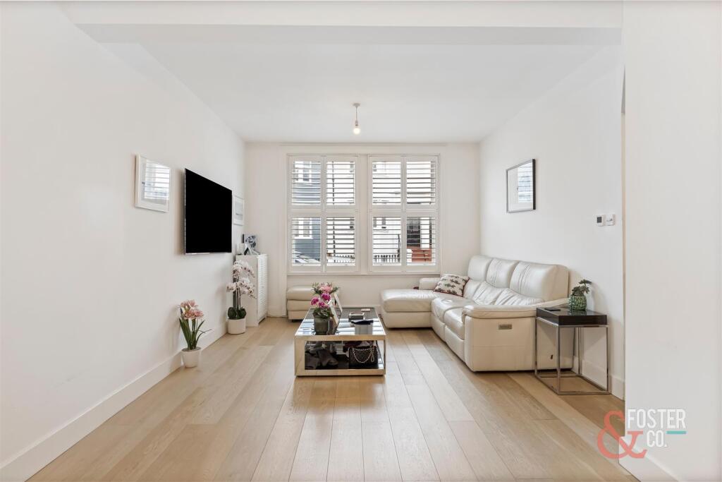 House in Brighton - View 2