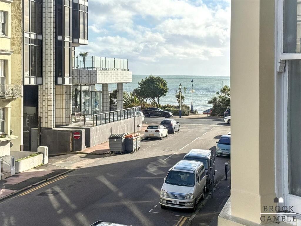 Lascelles Terrace, Eastbourne photo 2