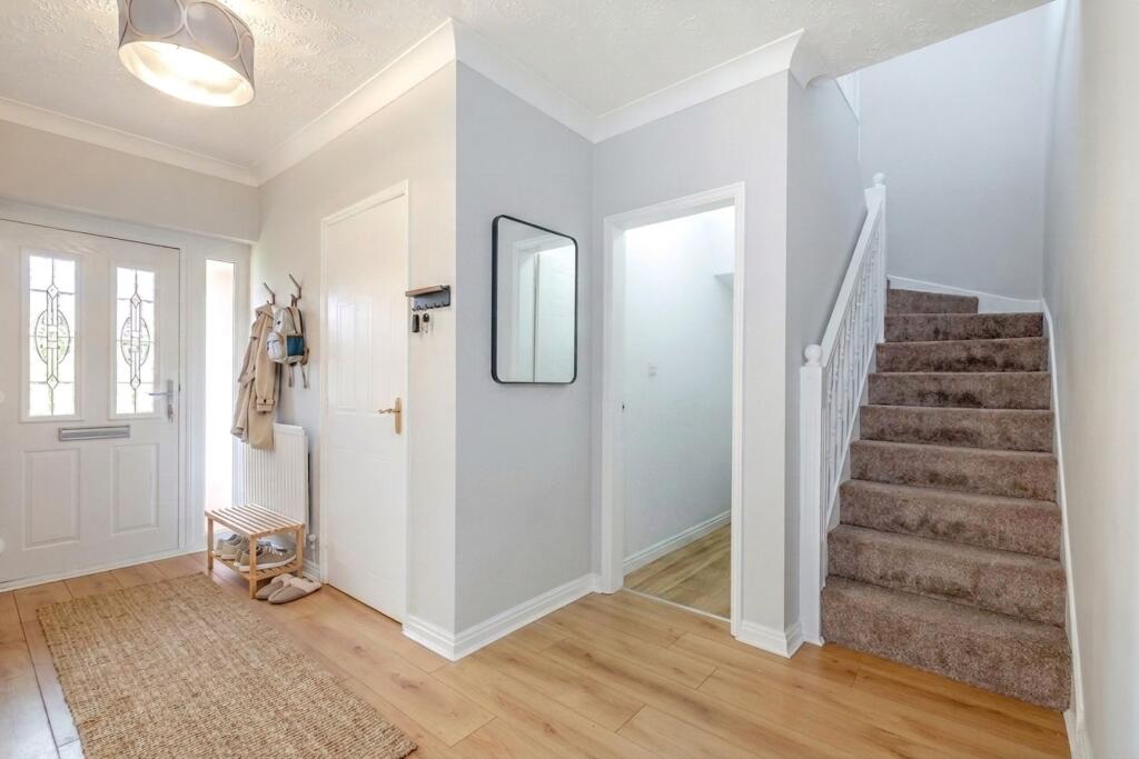 House in Chester, Hawarden - More