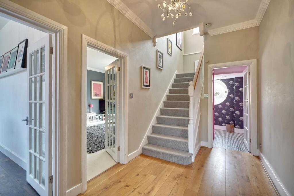 House in Chelmsford - View 2