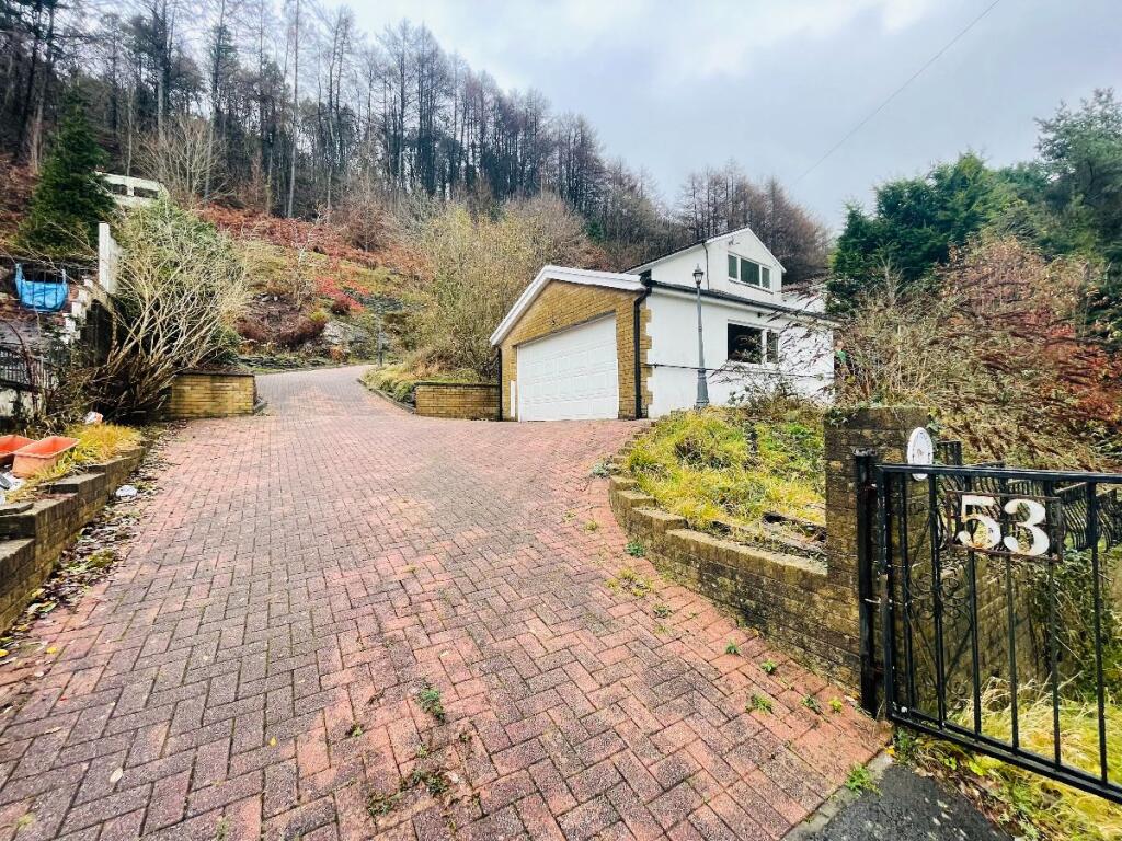 Main image of property: Heol Gerrig, Abertillery