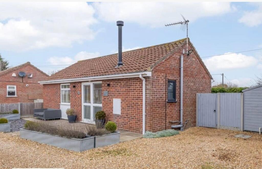 Main image of property: The Cedars, Snettisham