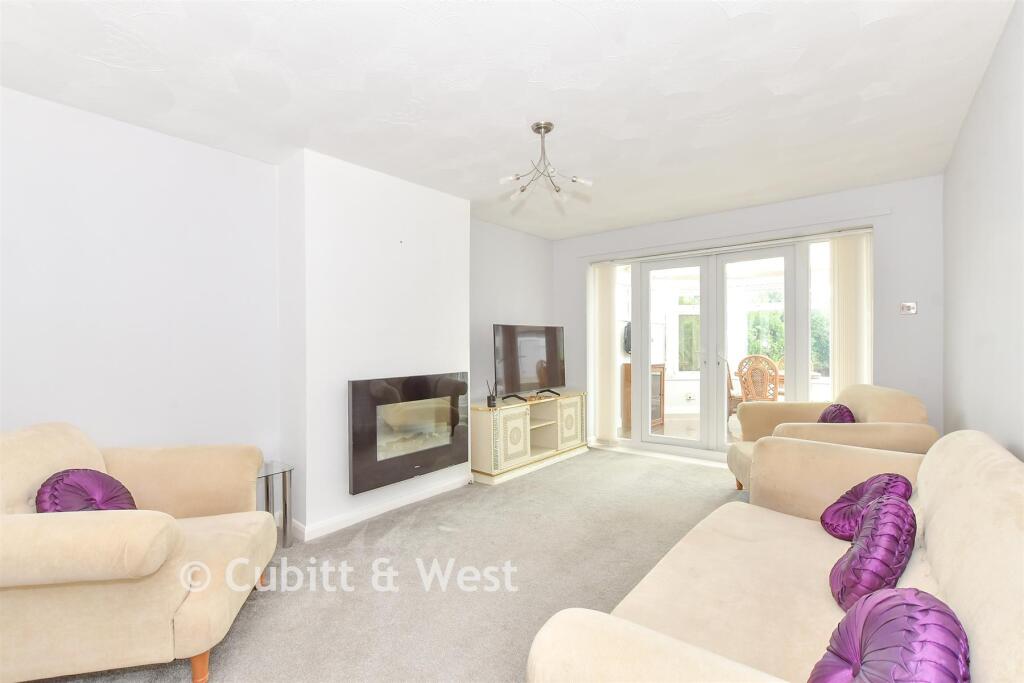 House in Portsmouth - View 4