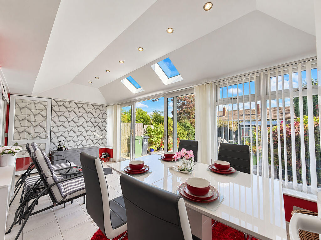 Bridgnorth Grove, Willenhall, WV12 4RX photo 3