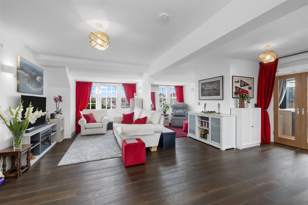 Main image of property: 15 Apsley Road, Plymouth