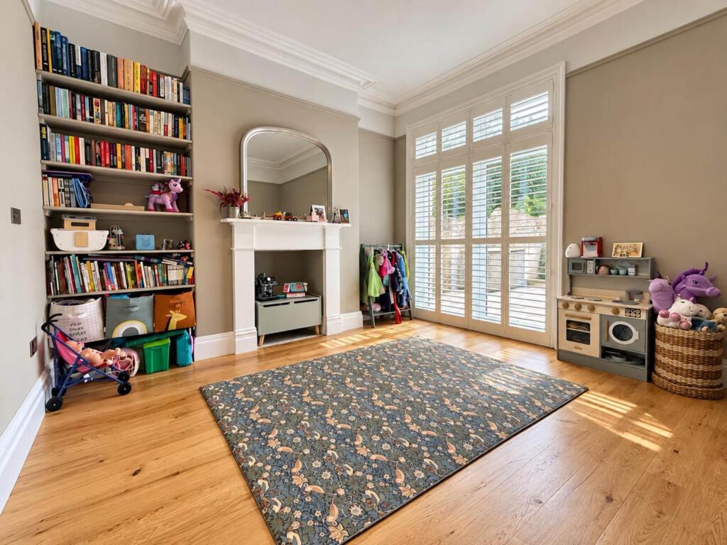 House in Bath - View 5
