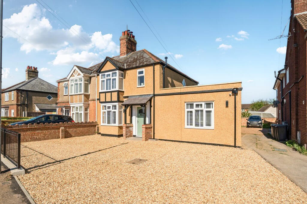 Main image of property: Regent Street, Stotfold, SG5