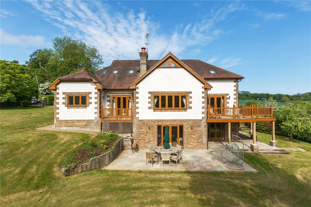 Main image of property: Sun Hill, Fawkham, Longfield, Kent, DA3