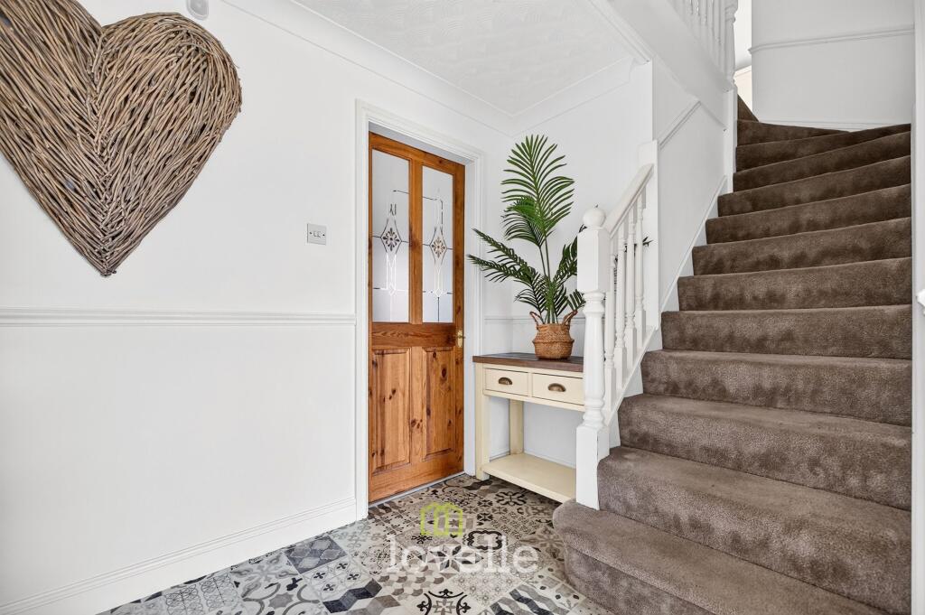 House in Cleethorpes, North East Lincolnshire - More